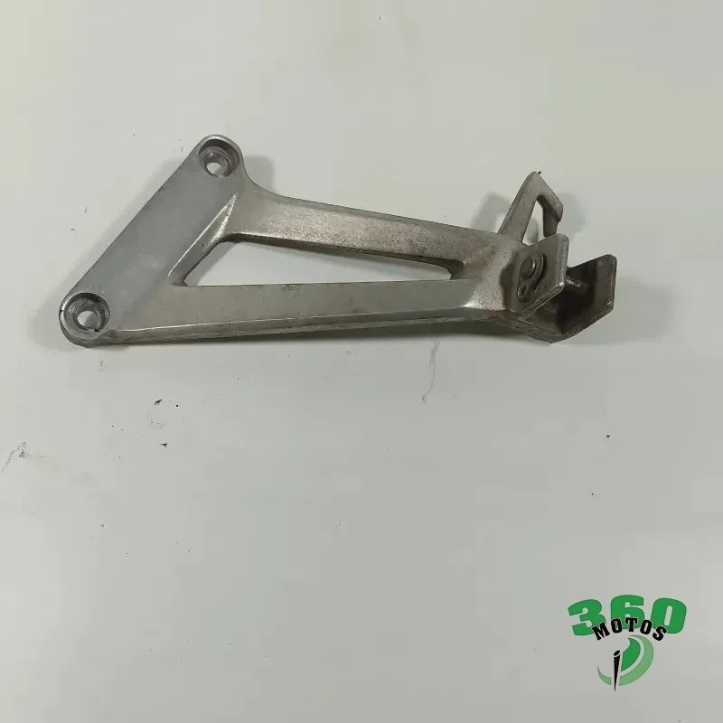 Soporte estribera trasero izquierdo Soporte estribera trasero izquierdo