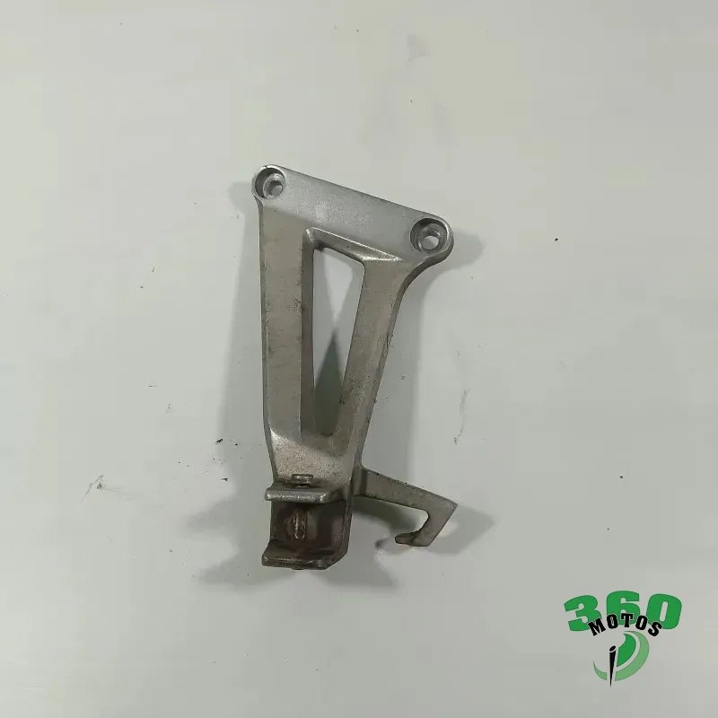 Soporte estribera trasero izquierdo Soporte estribera trasero izquierdo