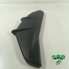 Embellecedor radiador derecho