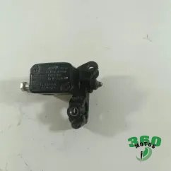 Bomba freno delantera