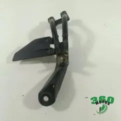 Soporte estribera trasero derecho