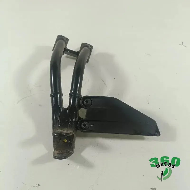 Soporte estribera trasero izquierdo Soporte estribera trasero izquierdo