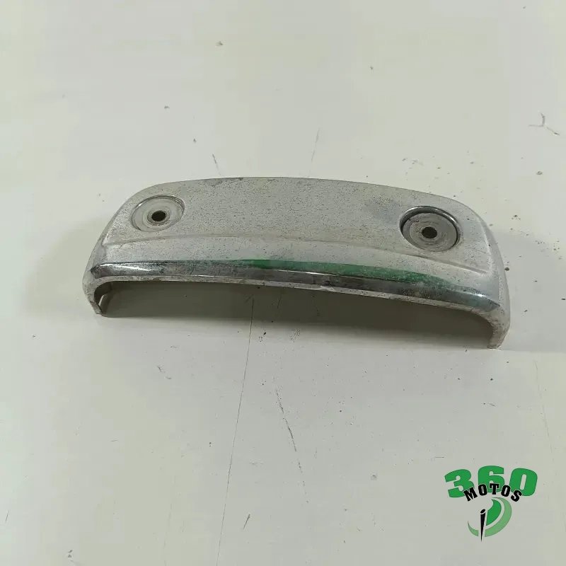 Embellecedor culata derecha