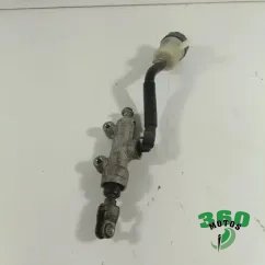 Bomba freno trasera