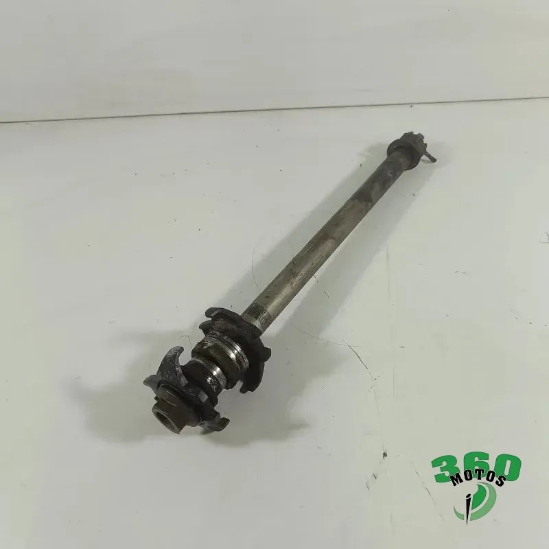Eje rueda trasera Eje rueda trasera