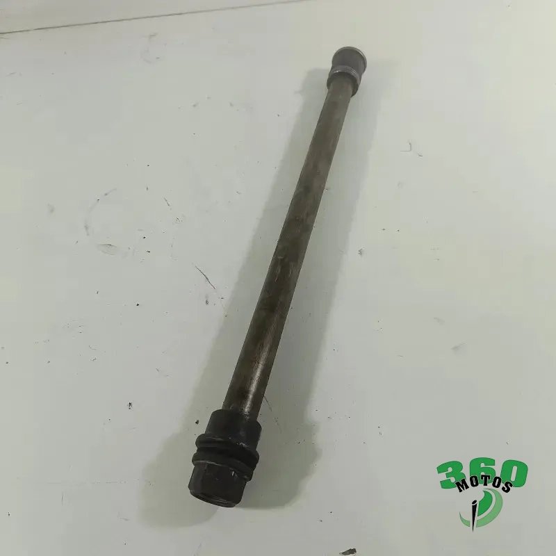Eje rueda trasera