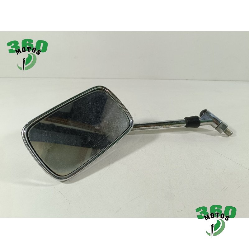 Retrovisor izquierdo Retrovisor izquierdo