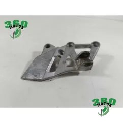 Soporte estribera delantero derecho