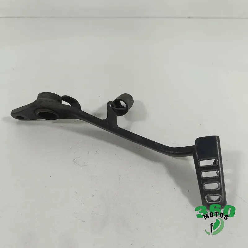 Pedal freno trasero
