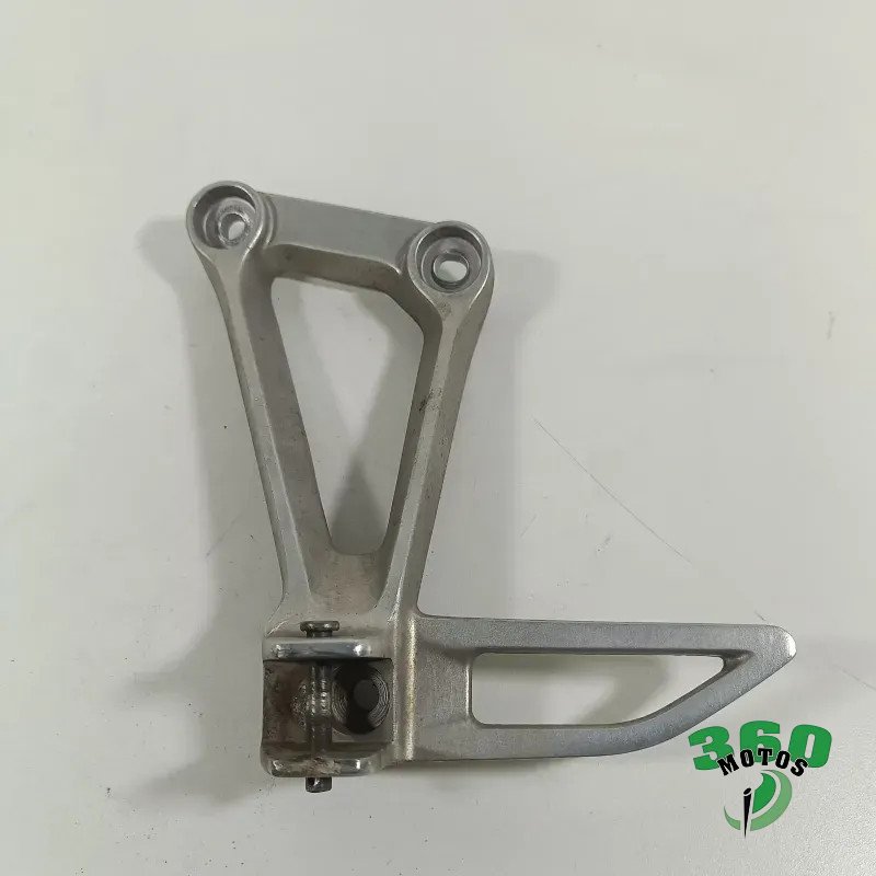 Soporte estribera trasero izquierdo Soporte estribera trasero izquierdo