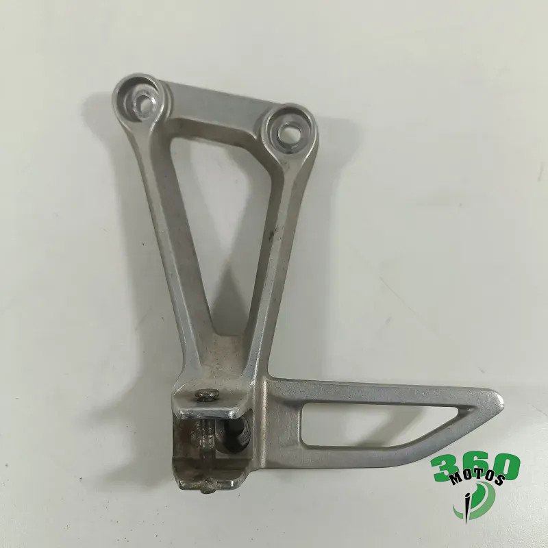 Soporte estribera trasero izquierdo Soporte estribera trasero izquierdo