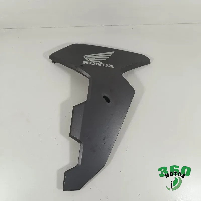 Faldon superior izquierdo Faldon superior izquierdo