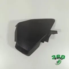 Embellecedor deposito izquierdo