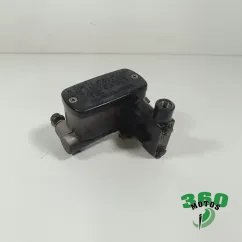 Bomba freno delantera