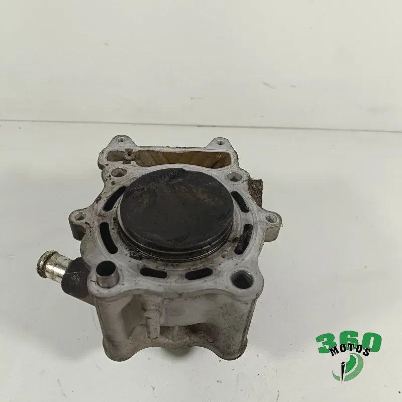 Cilindro y piston Cilindro y piston