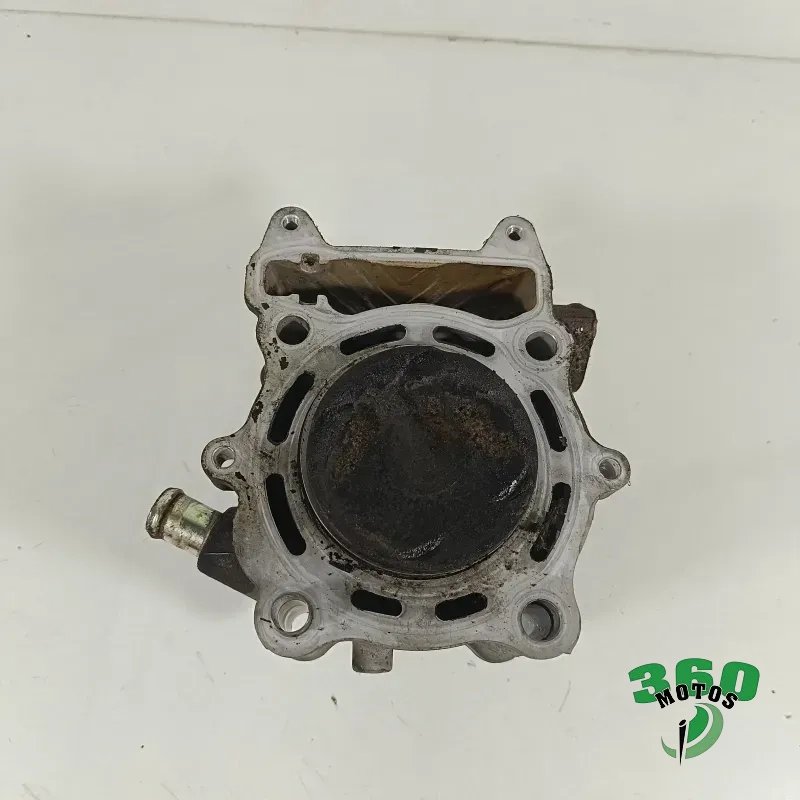 Cilindro y piston Cilindro y piston