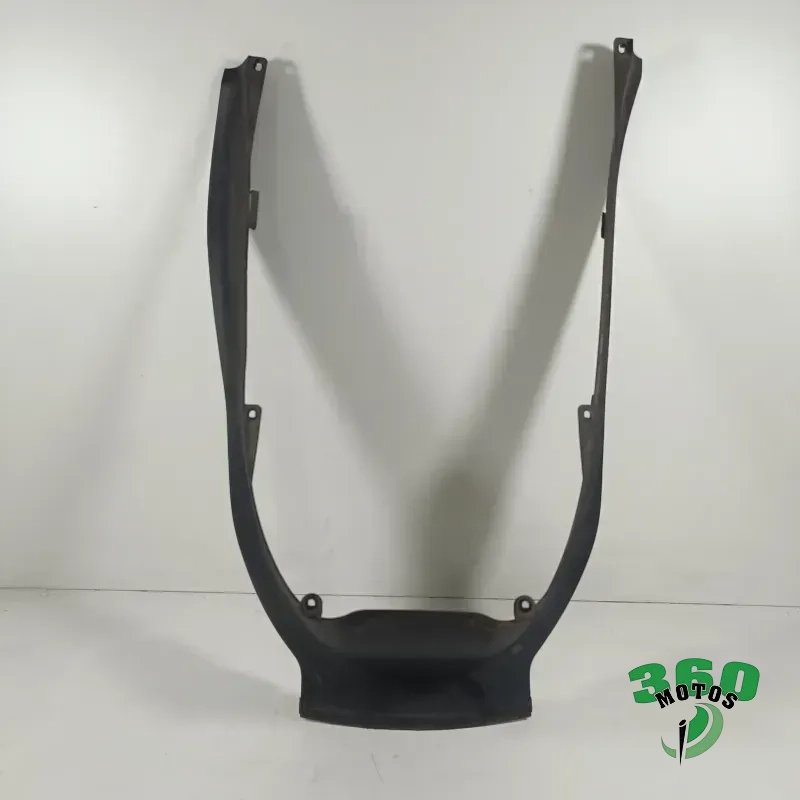 Embellecedor bajo asiento Embellecedor bajo asiento