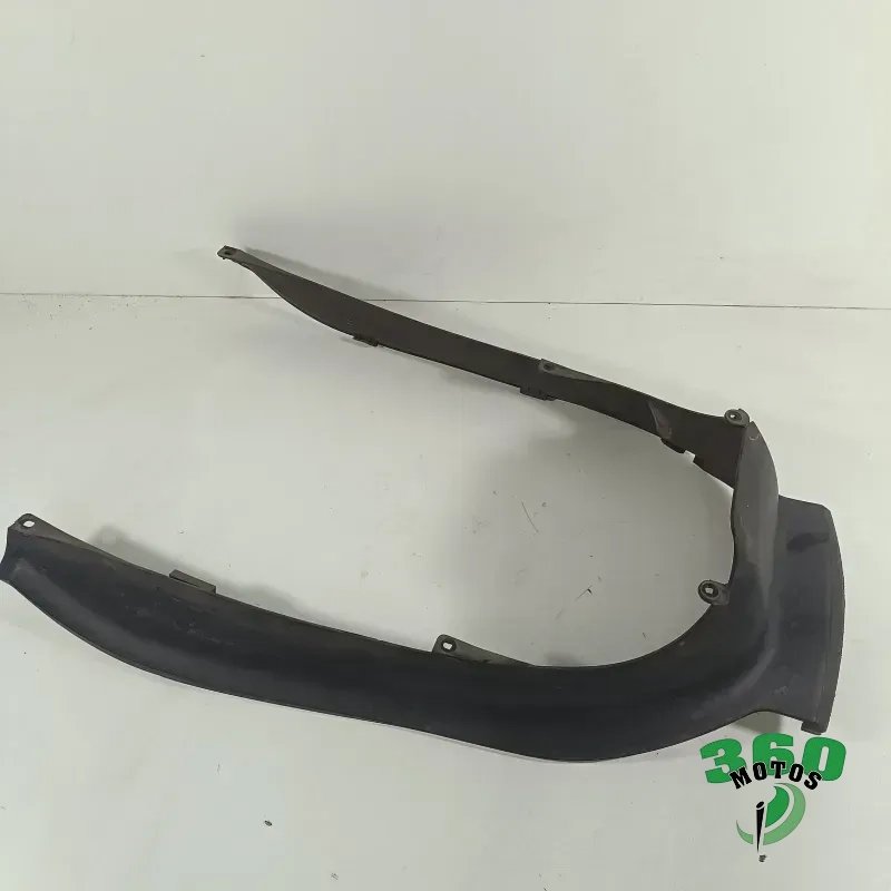 Embellecedor bajo asiento Embellecedor bajo asiento